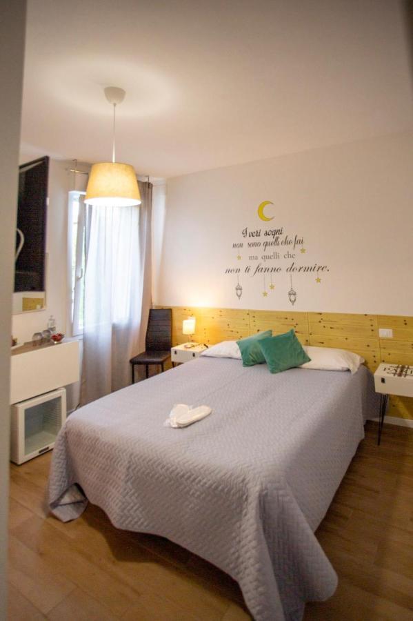 Bed And Breakfast Castello7 San Felice del Benaco Zewnętrze zdjęcie